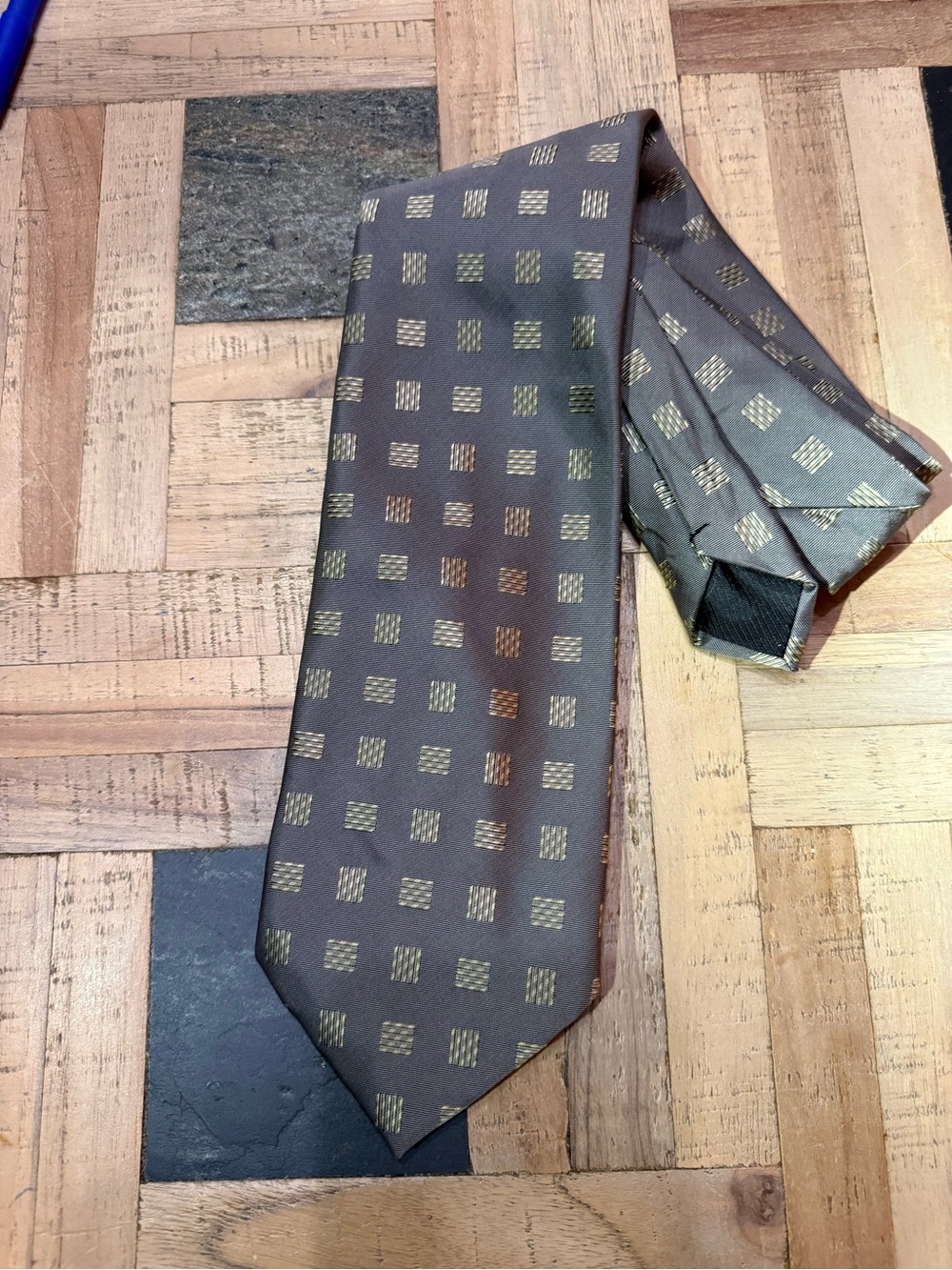 Vintage Gucci Silk Geometric Square Pattern Tie
